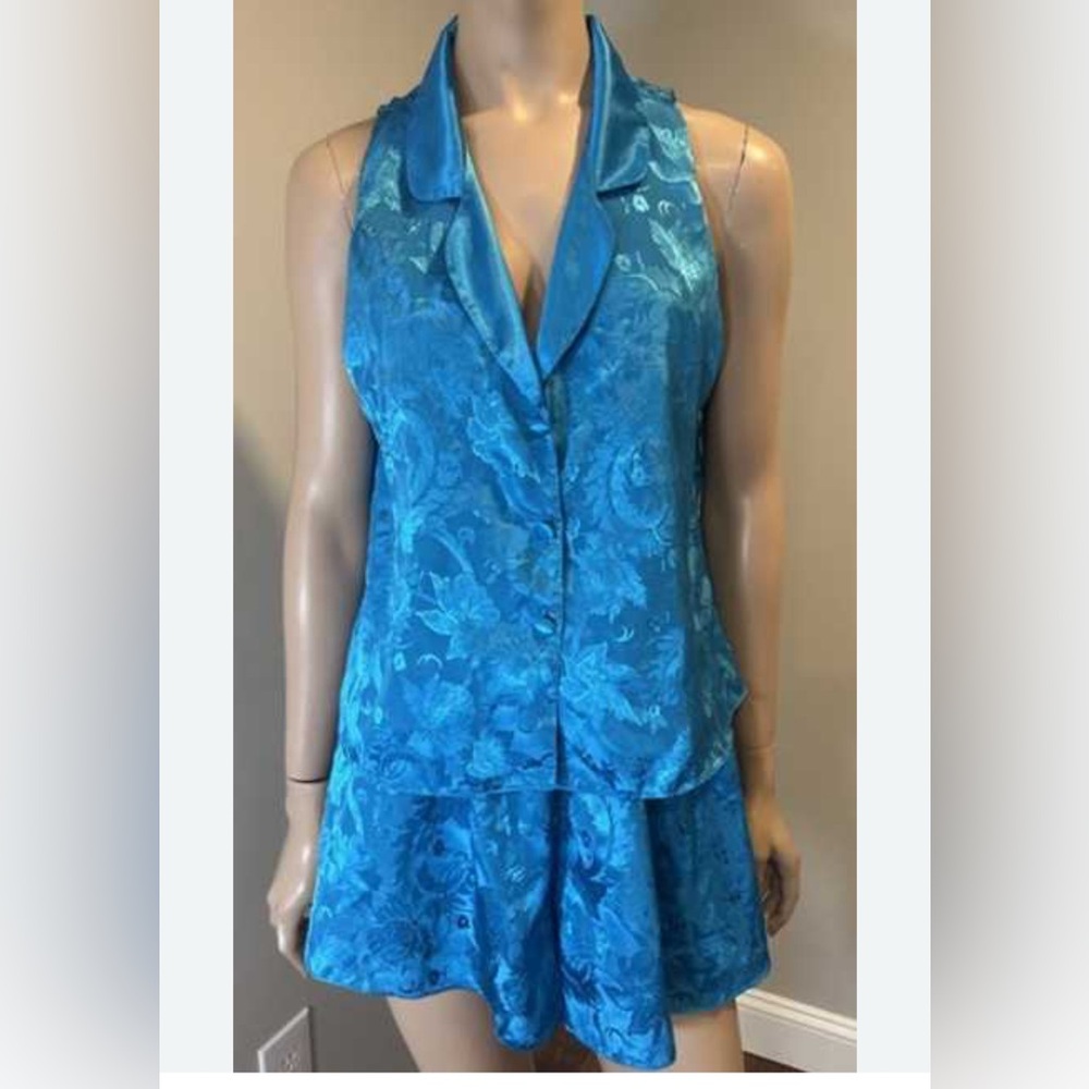 COPY: VICTORIA SECRET Woman’s SMALL Vintage pajama set